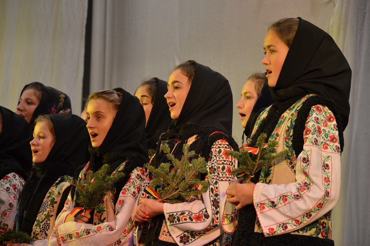 A debutat seria concertelor de colinde organizate de Mitropolia Moldovei şi Bucovinei