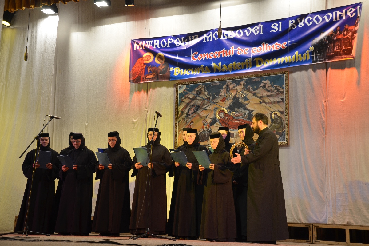A debutat seria concertelor de colinde organizate de Mitropolia Moldovei şi Bucovinei