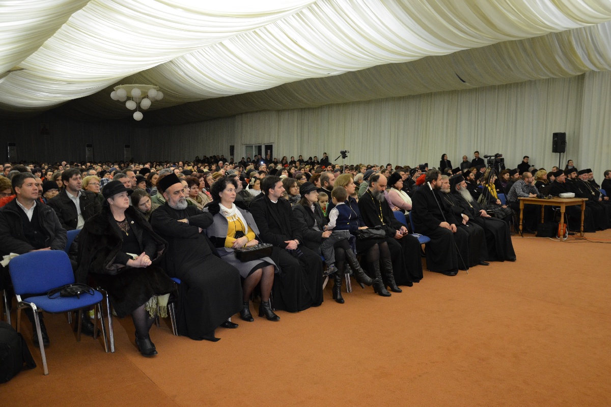 1.000 de persoane prezente la tradiţionalul concert de colinde al Mitropoliei Moldovei şi Bucovinei