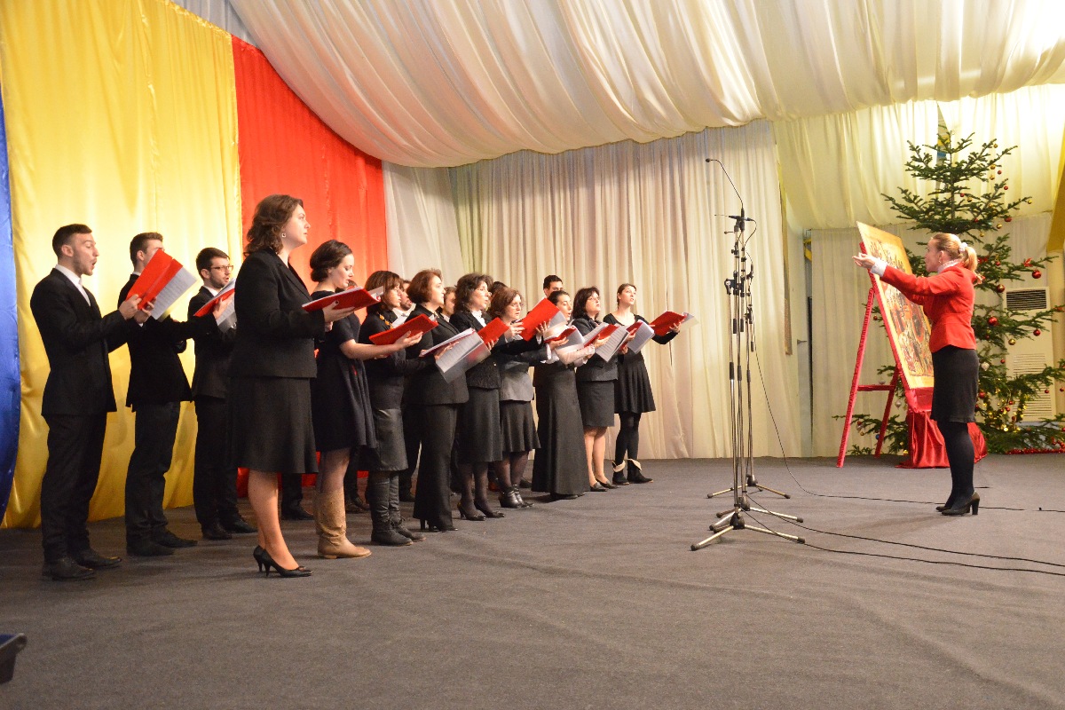 1.000 de persoane prezente la tradiţionalul concert de colinde al Mitropoliei Moldovei şi Bucovinei