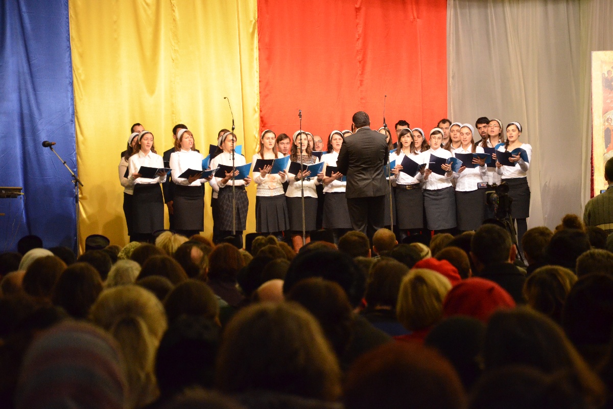 1.000 de persoane prezente la tradiţionalul concert de colinde al Mitropoliei Moldovei şi Bucovinei