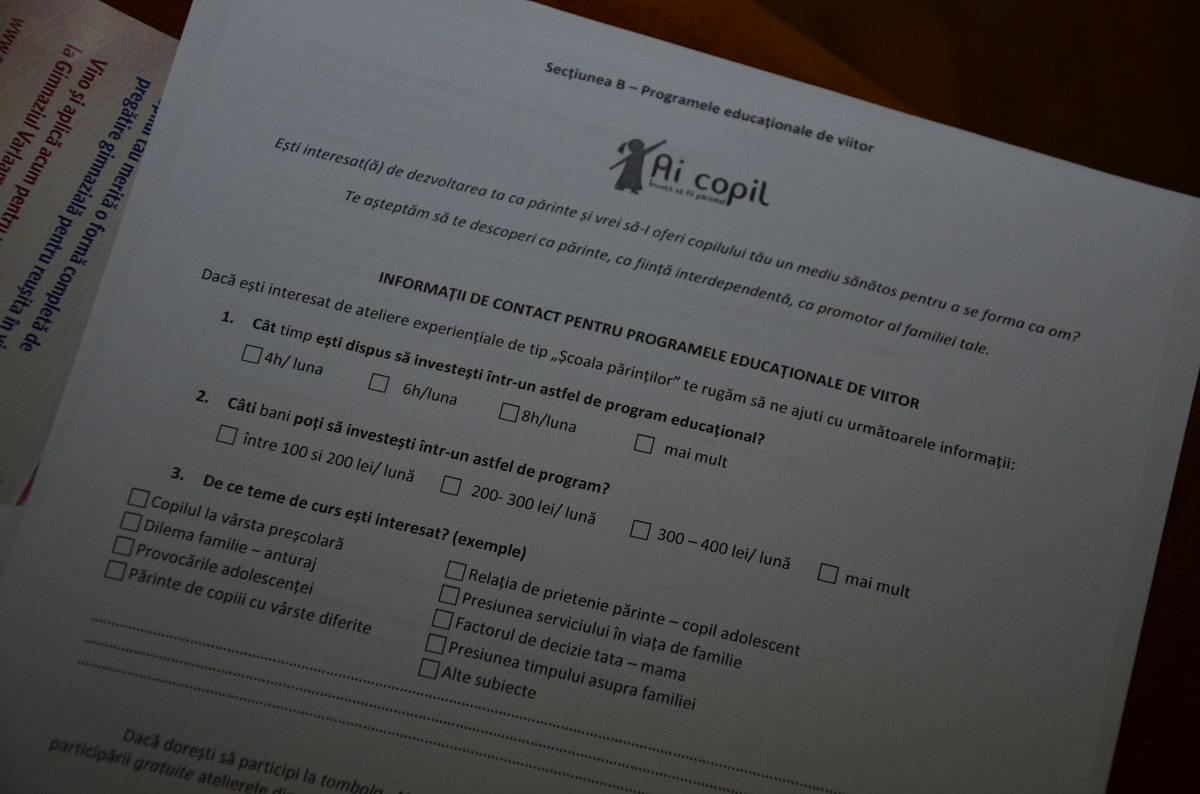 „Ştii cu adevărat cum e copilul tău la şcoală?“