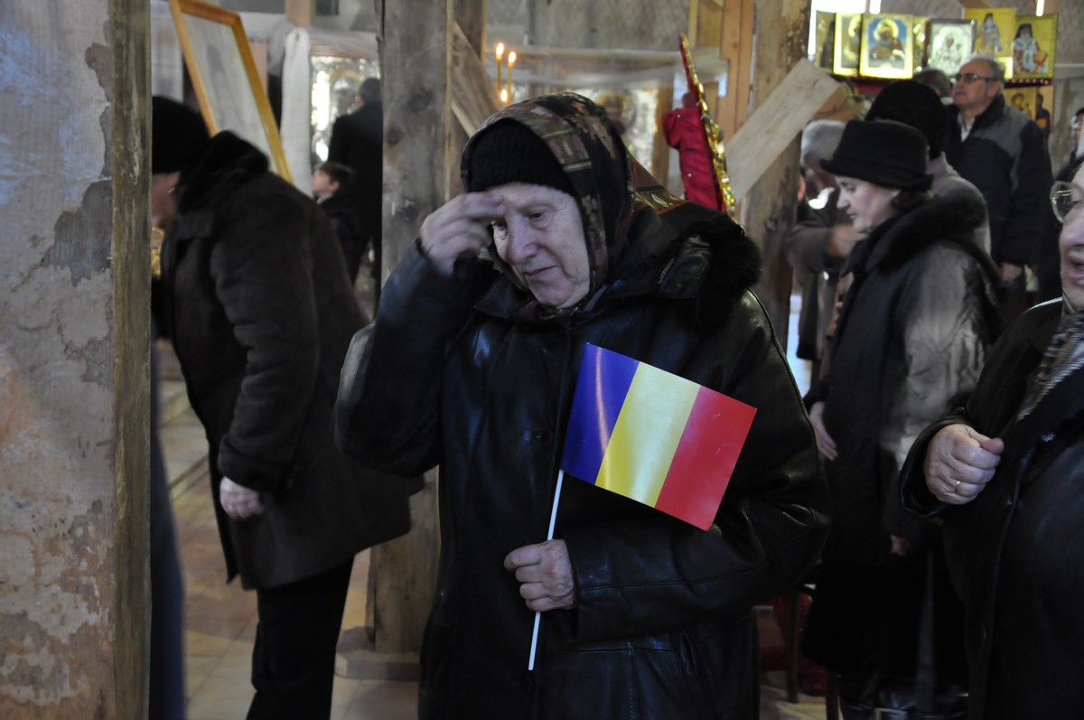 Concert de colinde şi cântece patriotice la Biserica &quot;Sfântul Nectarie&quot;