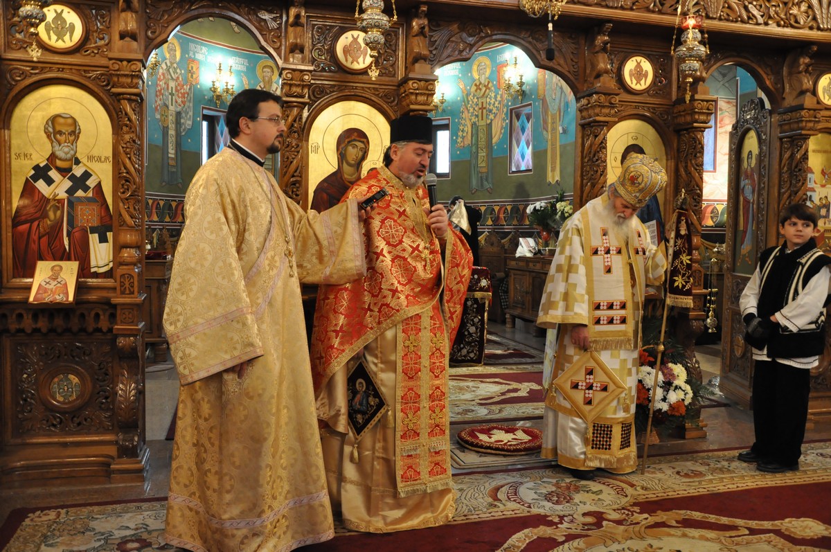 Liturghie arhierească la Catedrala oraşului Gura Humorului