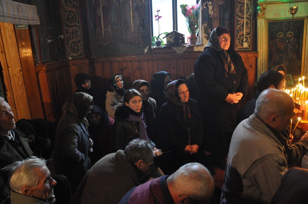 Sărbătoare înălţătoare de Sfântul Nicolae, la Andrieşeni