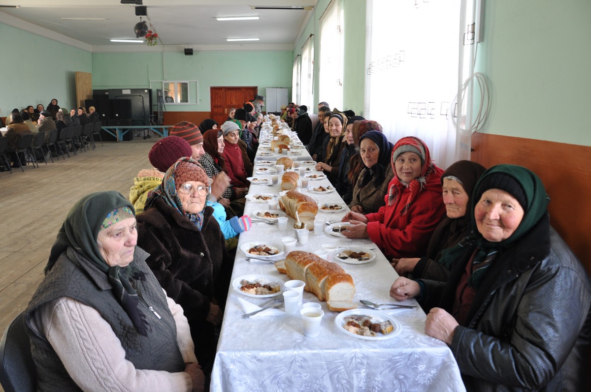 Sărbătoare înălţătoare de Sfântul Nicolae, la Andrieşeni