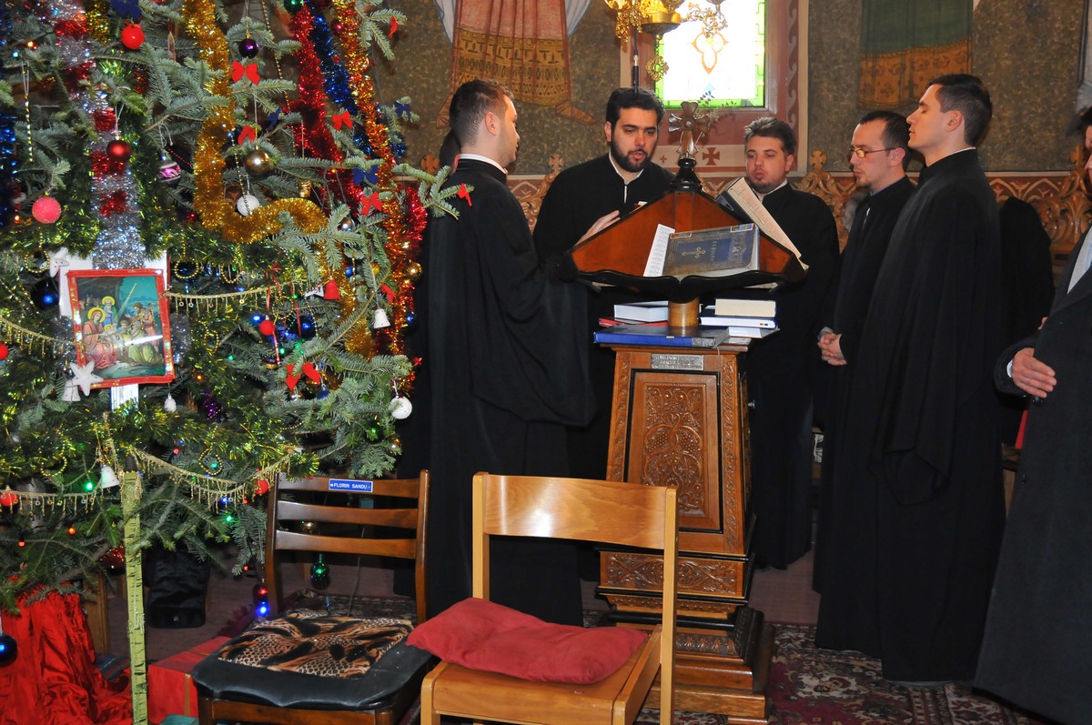 Corul „Byzantion“, prezent la Săvineşti în a treia zi de Crăciun