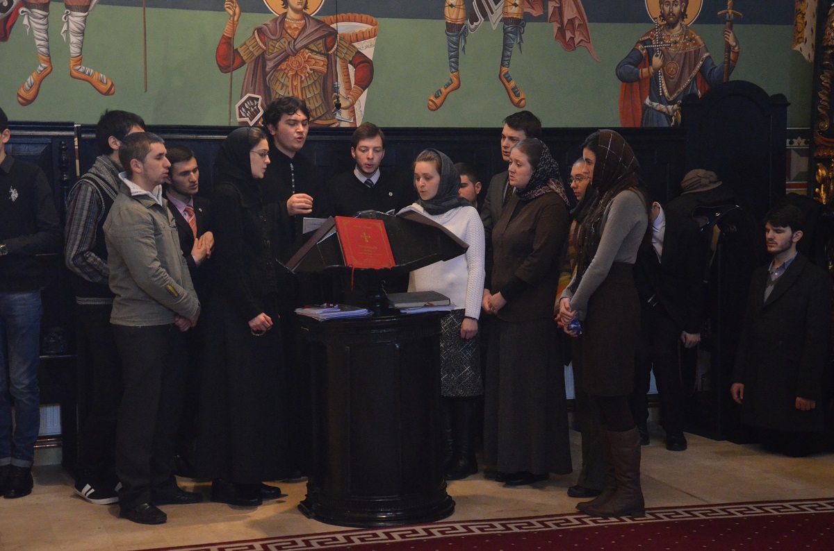 Două hramuri, la Biserica „Sfântul Sava cel Sfinţit“ din Iași