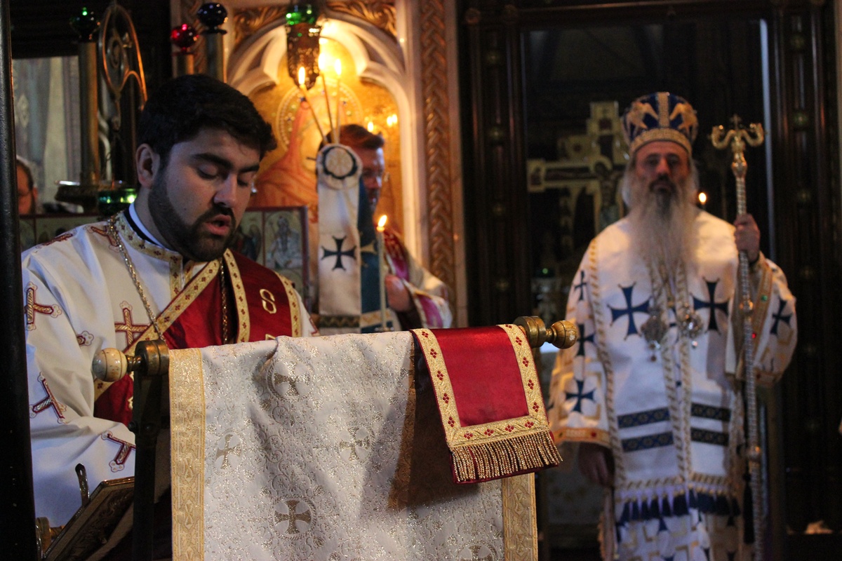 Sfânta Liturghie arhierească la mănăstirea „Sfinții Trei Ierarhi” din Iaşi