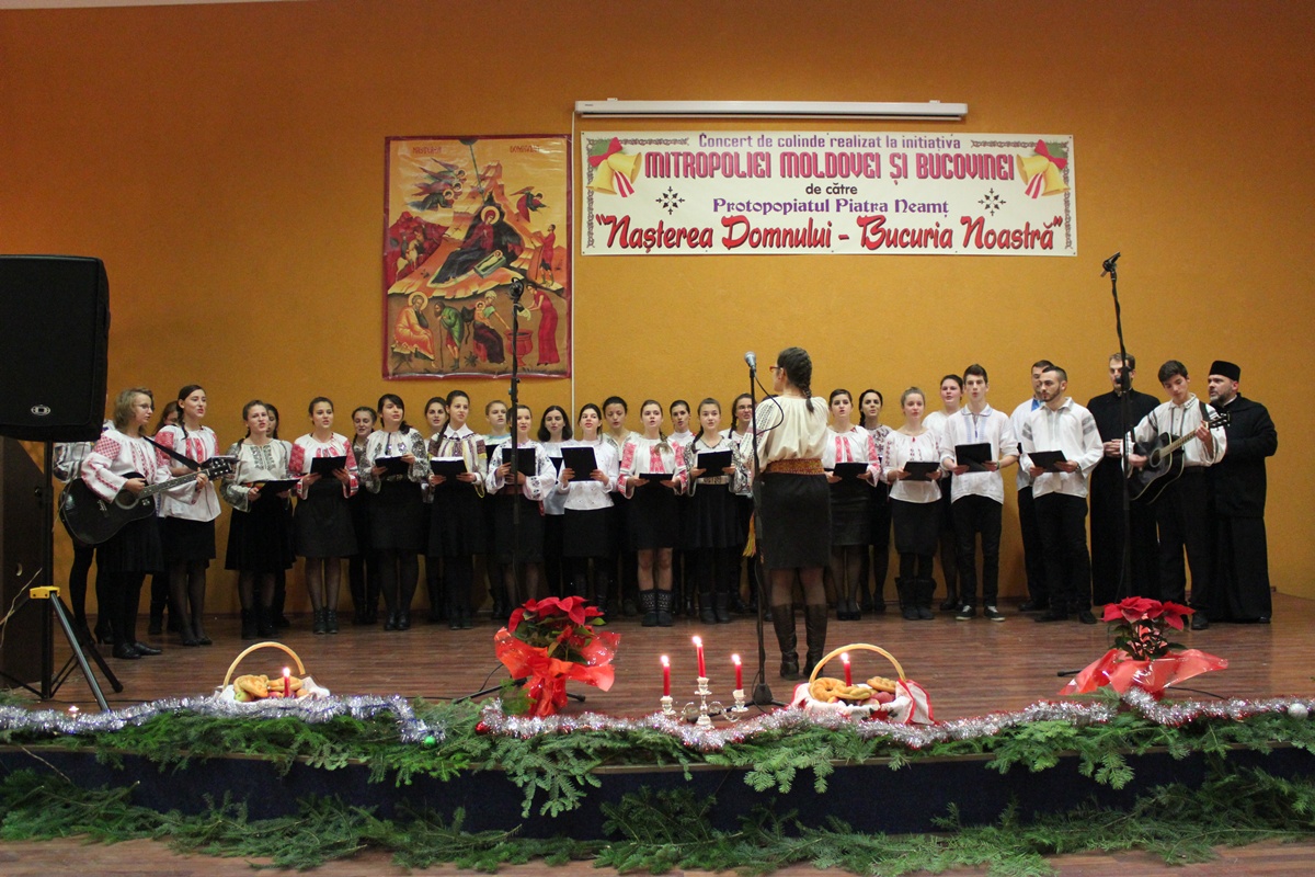 Bucuria Naşterii Domnului, răspândită prin colinde la Piatra-Neamţ