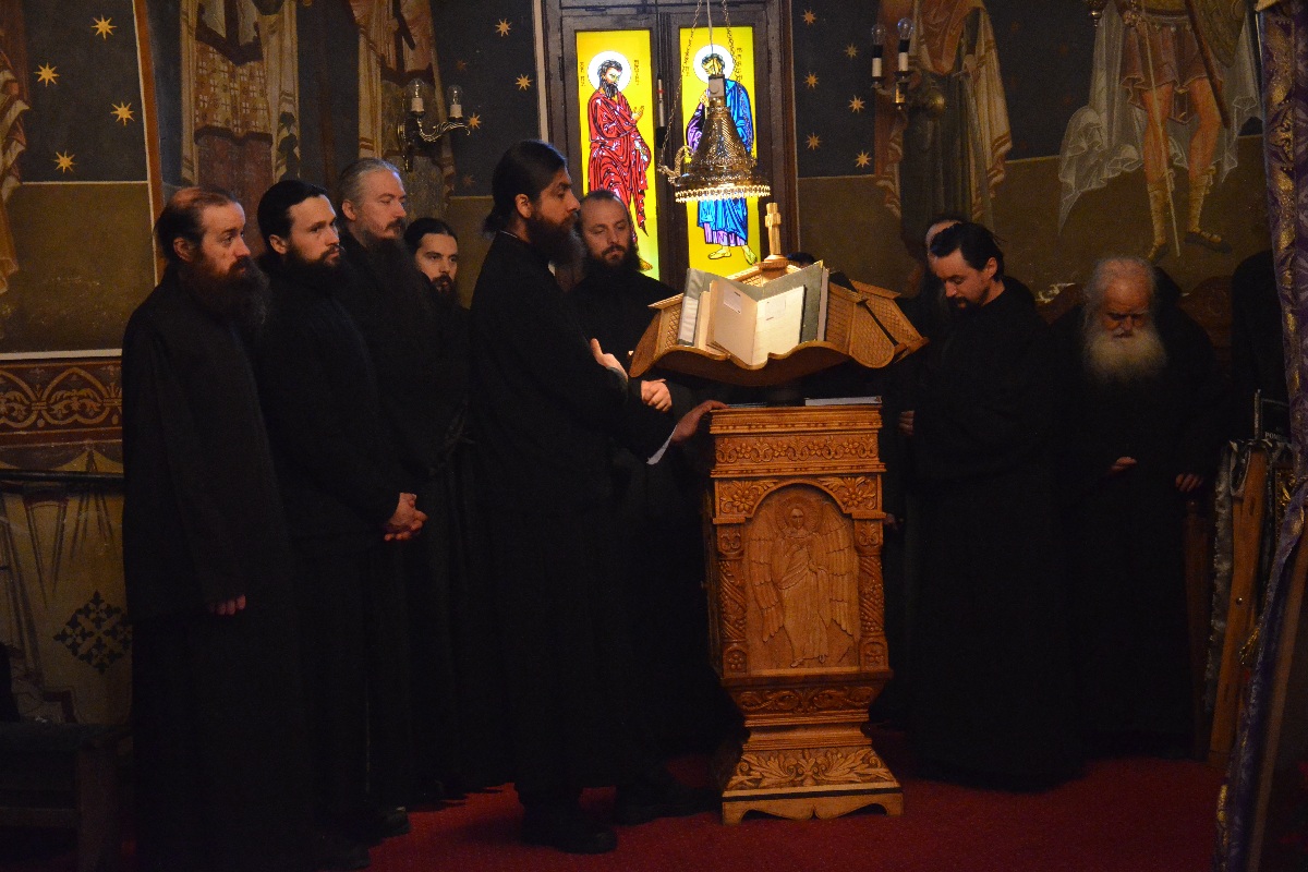 Slujba Parastasului pentru Părintele Justin Pârvu, la 6 luni de la trecerea sa la Domnul