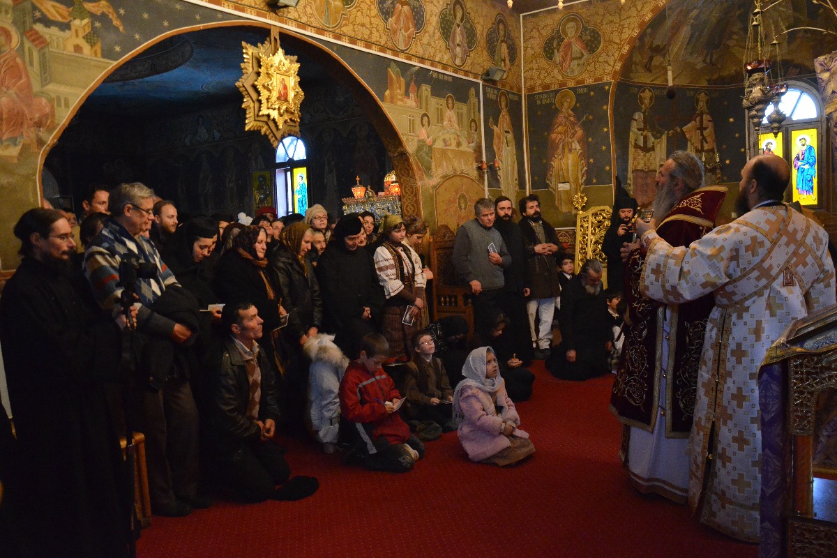 Slujba Parastasului pentru Părintele Justin Pârvu, la 6 luni de la trecerea sa la Domnul