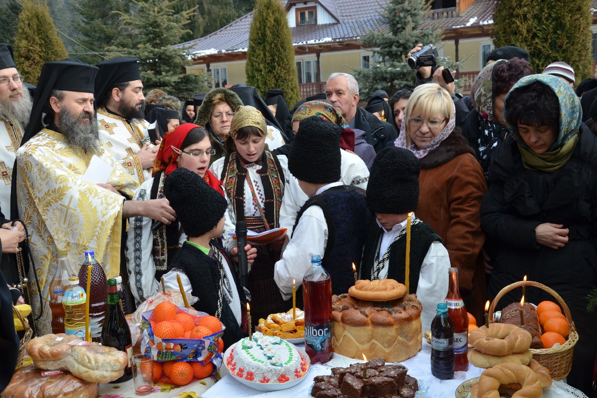 Slujba Parastasului pentru Părintele Justin Pârvu, la 6 luni de la trecerea sa la Domnul