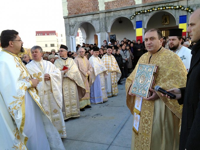Binecuvântare şi bucurie pentru credincioşii din Parohia Micălaca Nouă –Arad