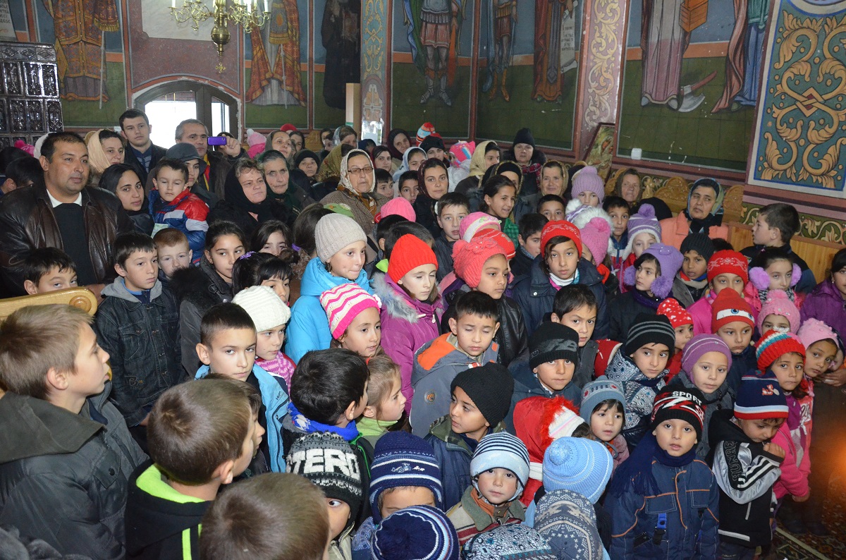 Acţiune misionar-caritativă desfăşurată în parohia Slobozia