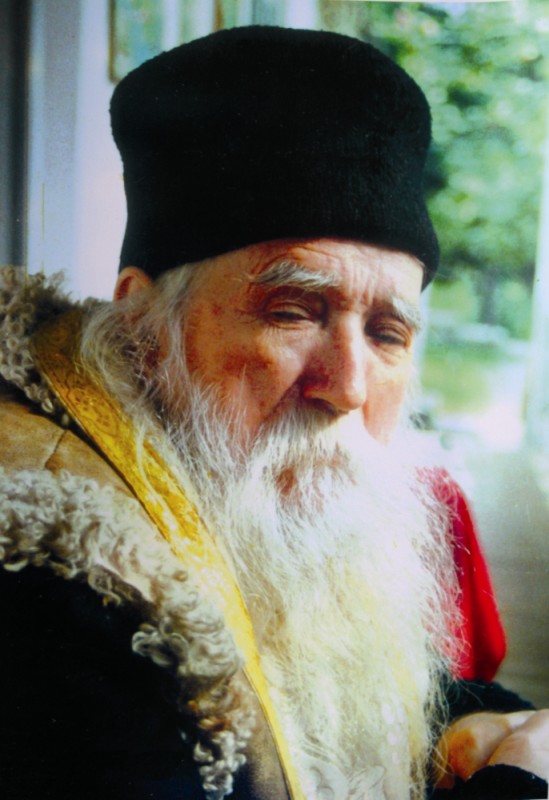 Cleopa Ilie trăiește în Boboiești-Neamț