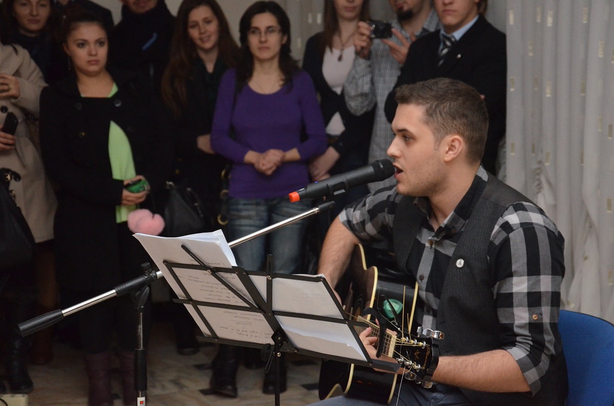 „Seară la Colegiu”, organizată de studenții teologi ieșeni