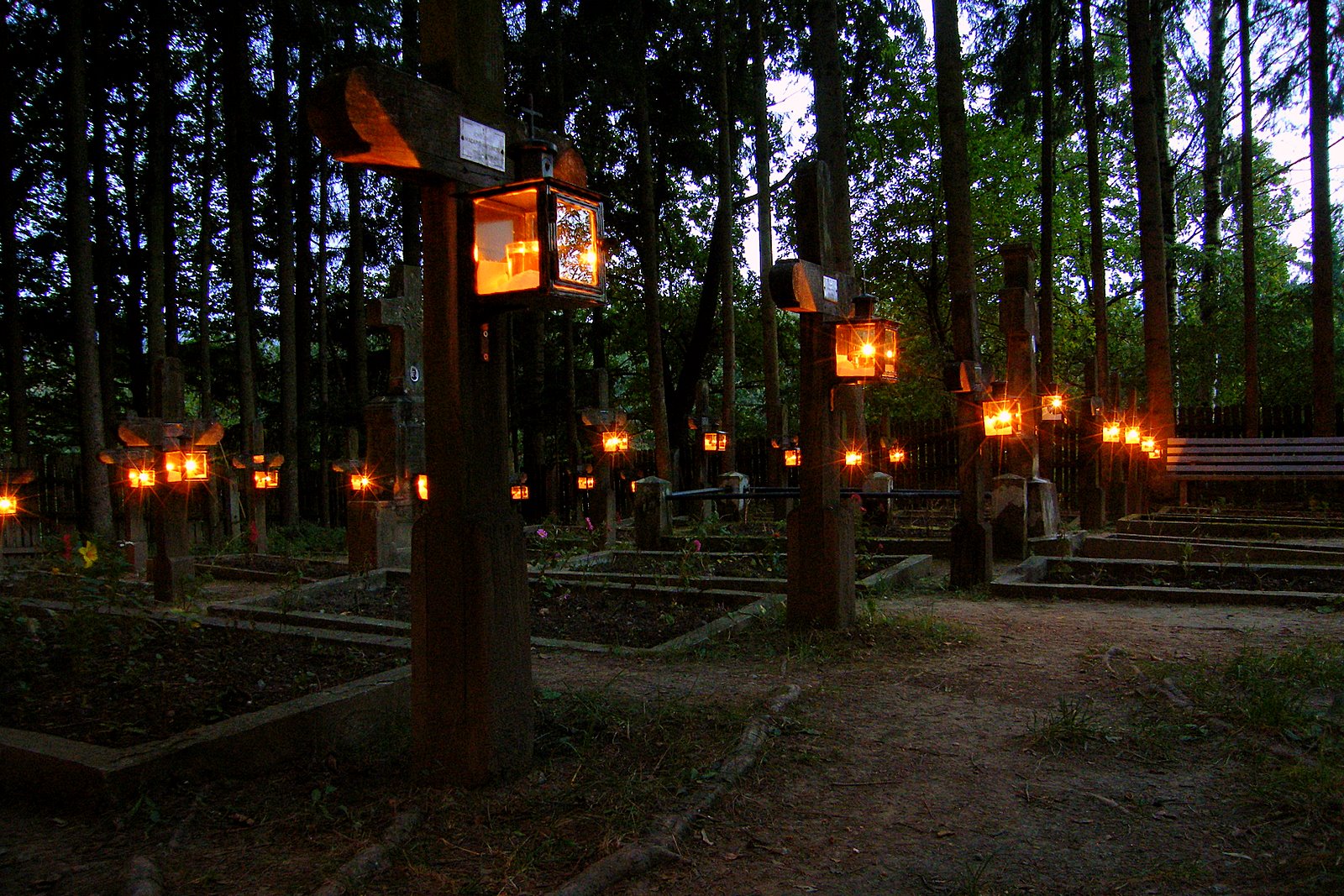 Slujba parastasului pentru cei trei mari duhovnici ai Sihăstriei