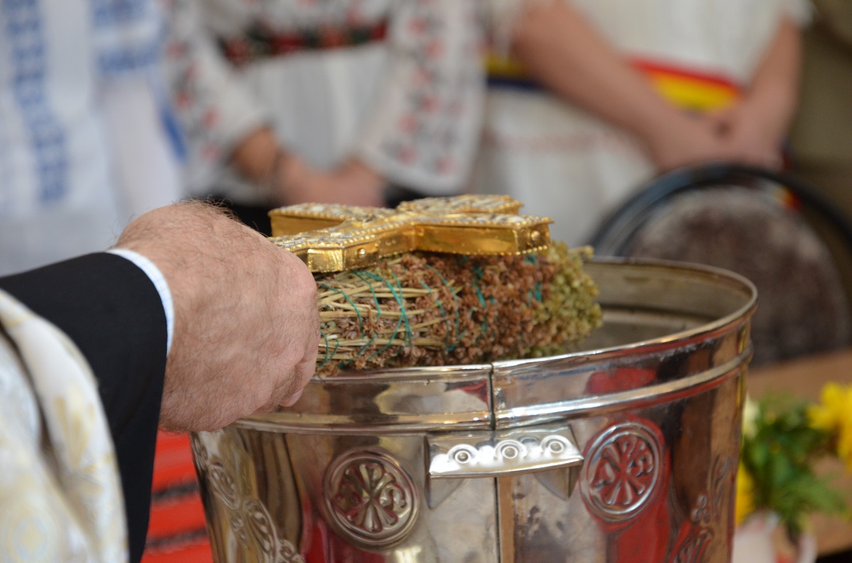 Slujbă de binecuvântare la Colegiul Tehnic de Transporturi și Construcții  din Iași