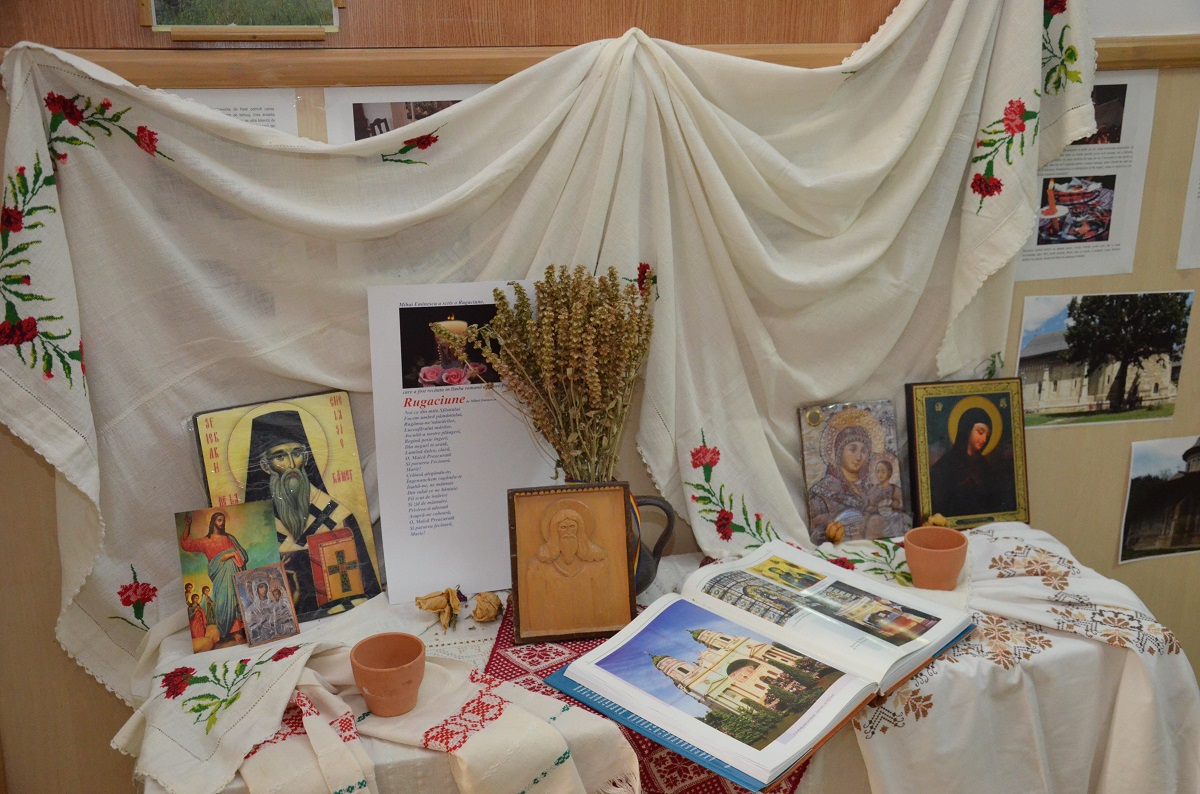 Slujbă de binecuvântare la Colegiul Tehnic de Transporturi și Construcții  din Iași