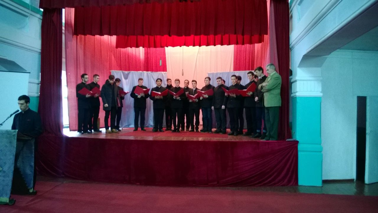 Sărbătoarea Sfinţilor Trei Ierarhi la Roman