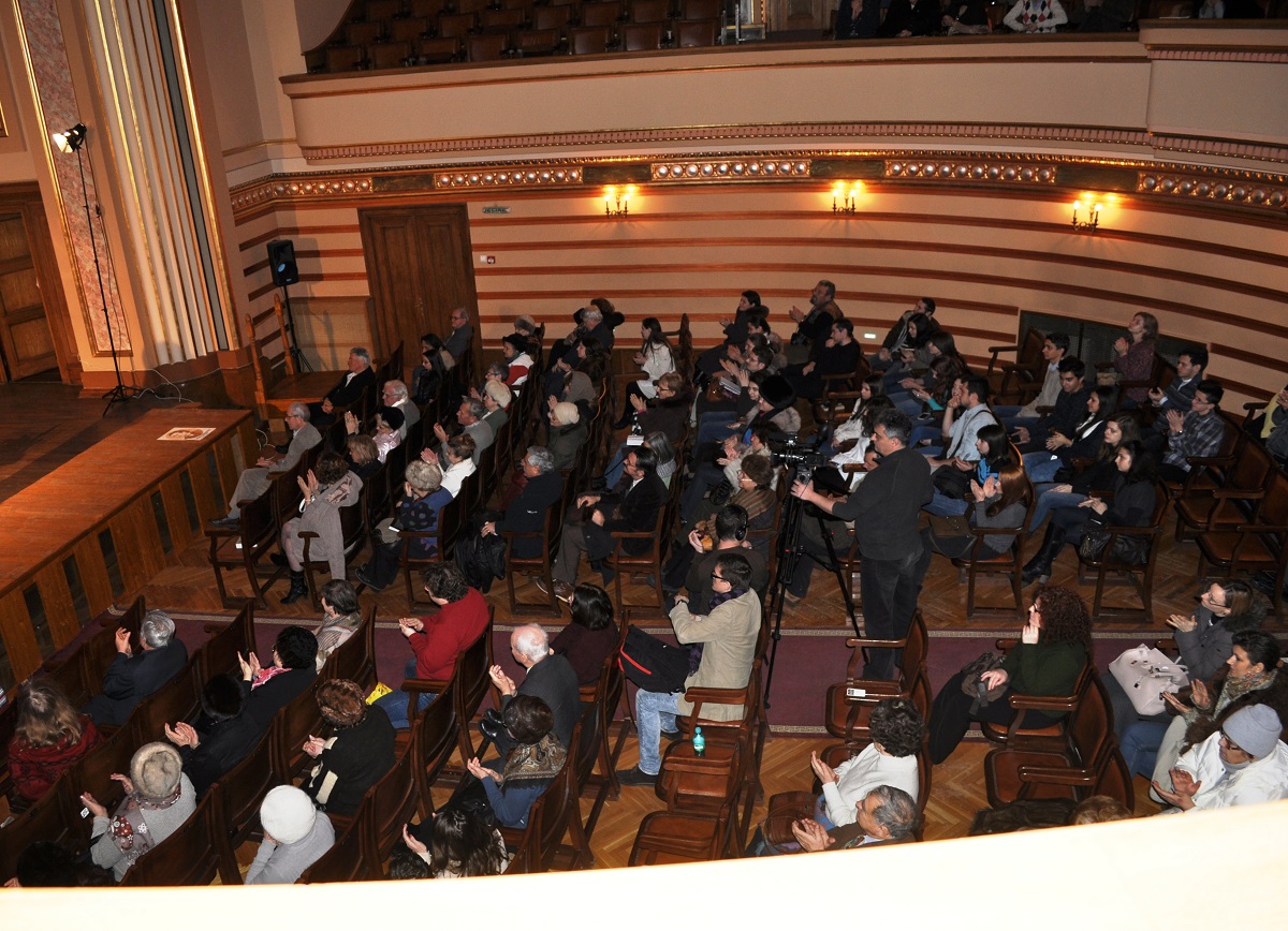 Recital extraordinar al actorului Dorel Vișan la Iași: „Eminescu, între geniu, om și sfânt”