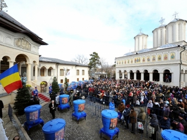 Rânduiala folosirii Aghesmei mari