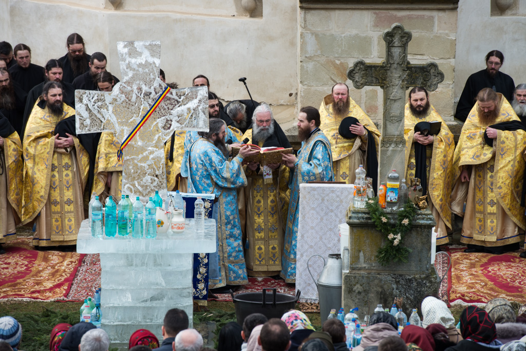 Boboteaza la Mănăstirea Putna