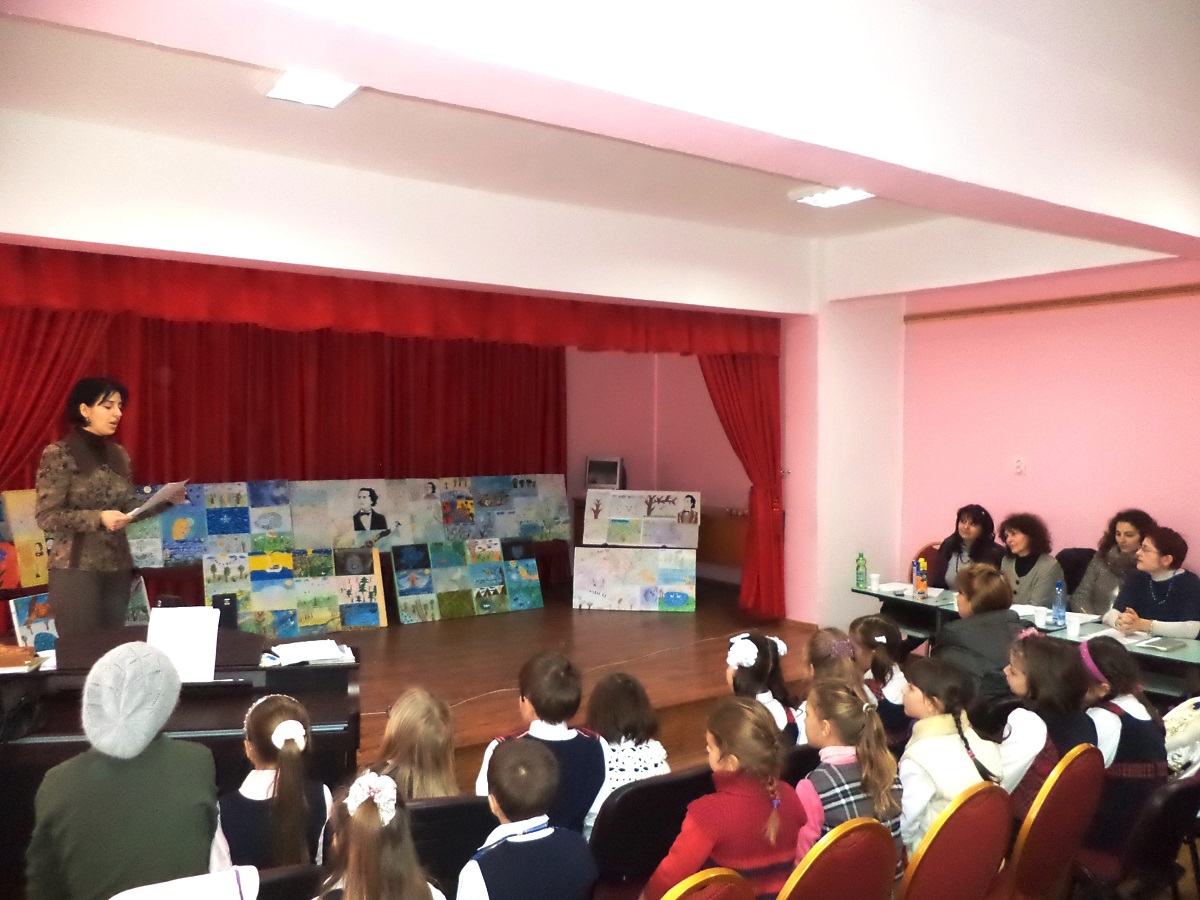 Prima ediție a Concursului literar-artistic interjudeţean „Prietenii lui Eminescu“