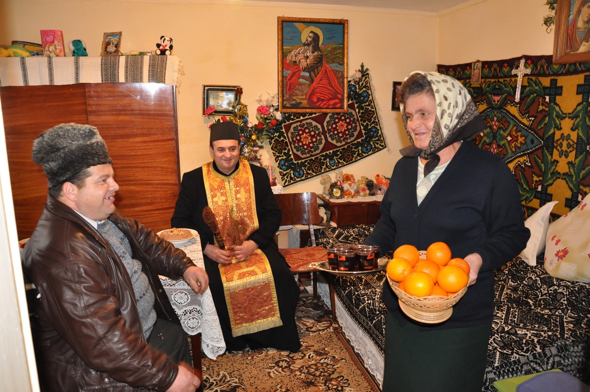 Tradiţii de Bobotează în parohia Sadova