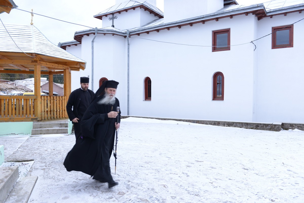 Sfântul Antonie cel Mare, serbat la Mănăstirea Piatra Tăieturii