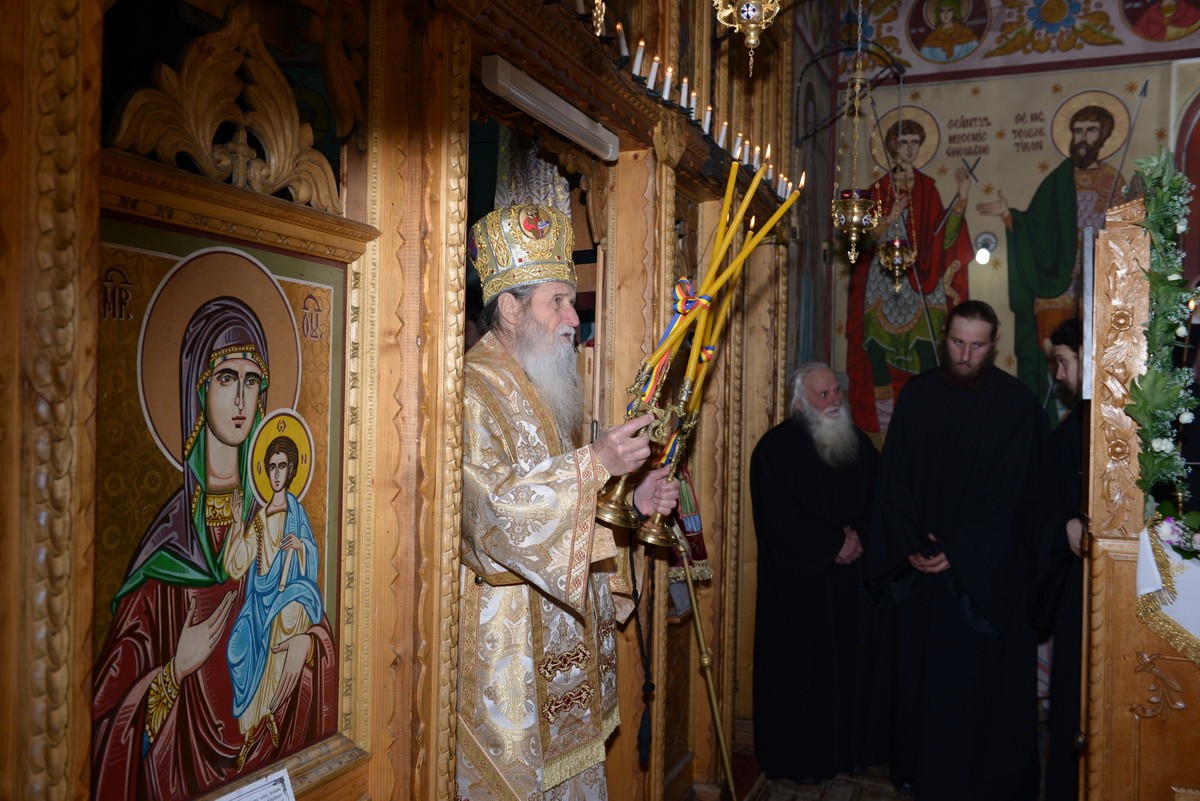 Sfântul Antonie cel Mare, serbat la Mănăstirea Piatra Tăieturii