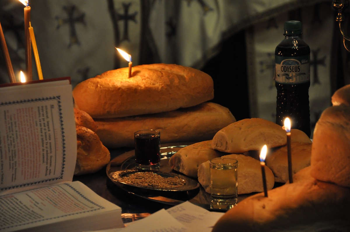 Priveghere în cinstea Sfinţilor Atanasie şi Chiril la Mănăstirea Copou