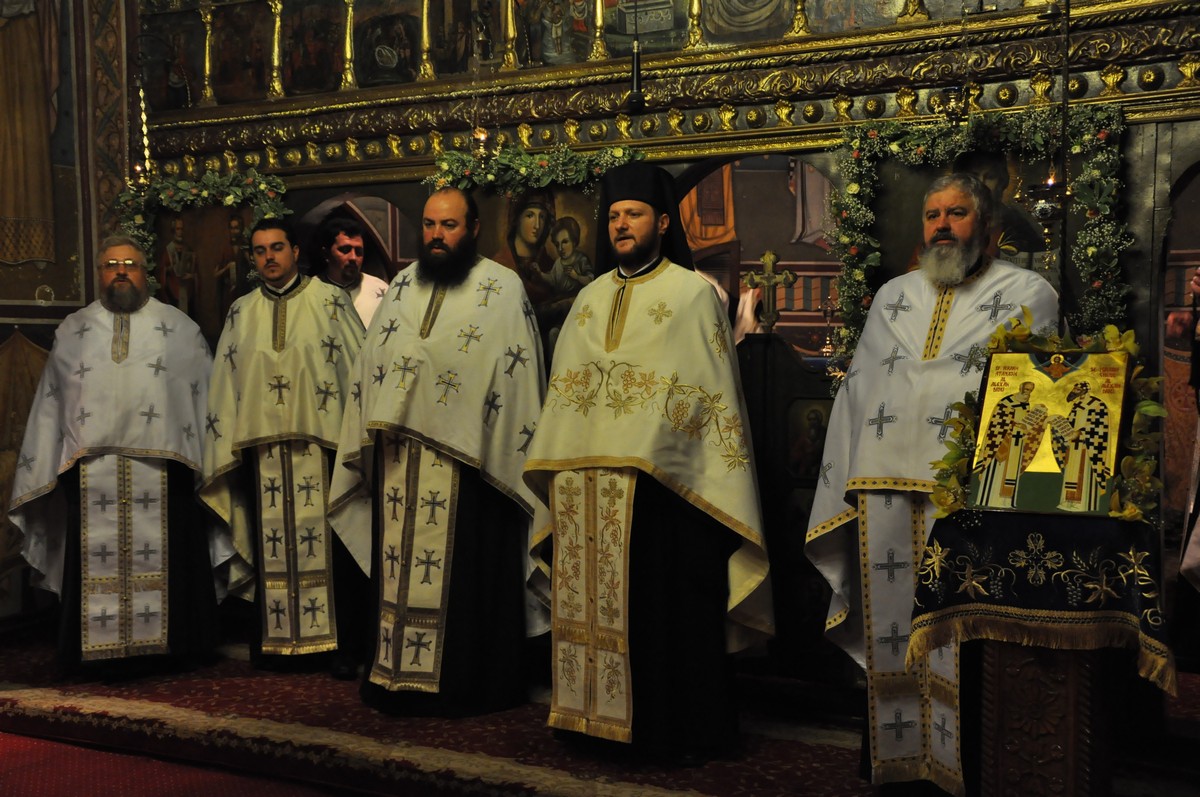 Priveghere în cinstea Sfinţilor Atanasie şi Chiril la Mănăstirea Copou