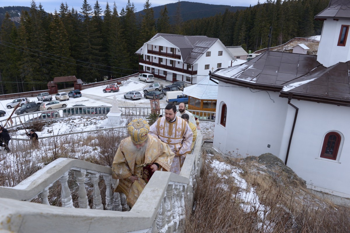 Sfântul Antonie cel Mare, serbat la Mănăstirea Piatra Tăieturii