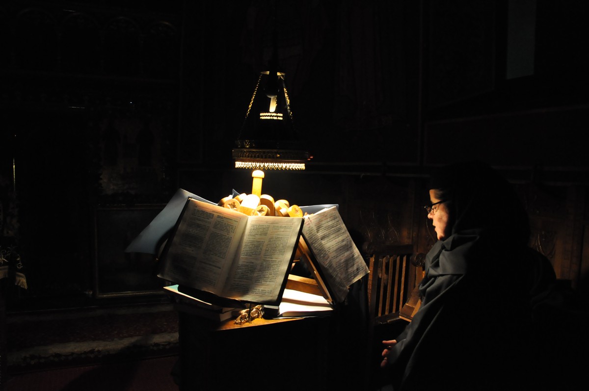 Priveghere în cinstea Sfinţilor Atanasie şi Chiril la Mănăstirea Copou