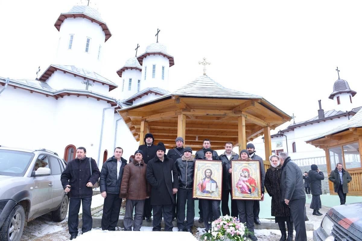 Sfântul Antonie cel Mare, serbat la Mănăstirea Piatra Tăieturii