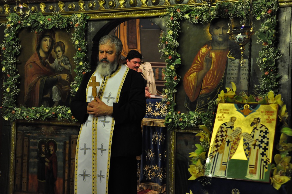 Priveghere în cinstea Sfinţilor Atanasie şi Chiril la Mănăstirea Copou
