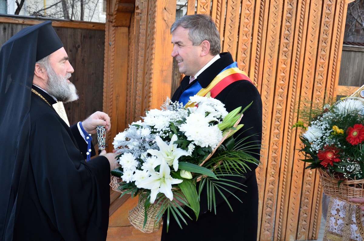 Sfinţirea Apei celei Mari în oraşul Comăneşti