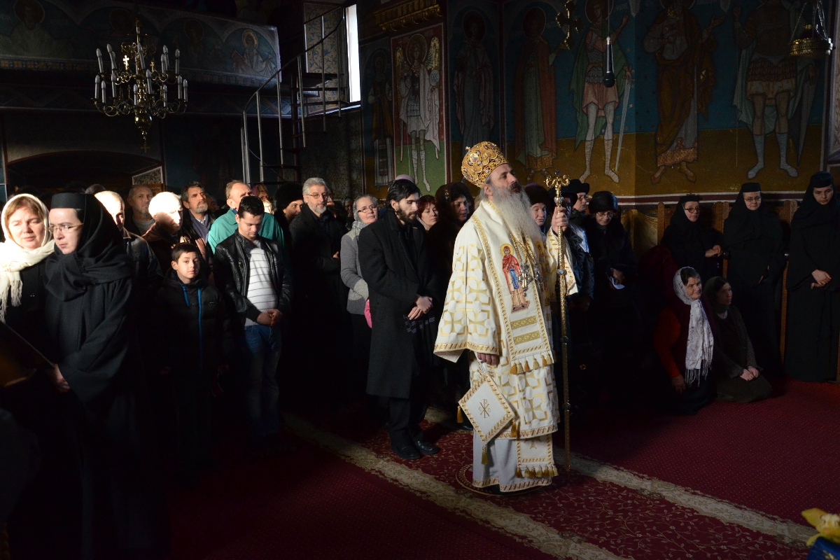 IPS Mitropolit Teofan, prezent la hramul Mănăstirii Copou