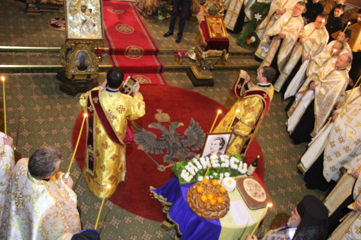 Omagiu lui Eminescu la Roman