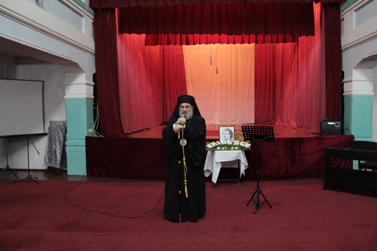 Omagiu lui Eminescu la Roman