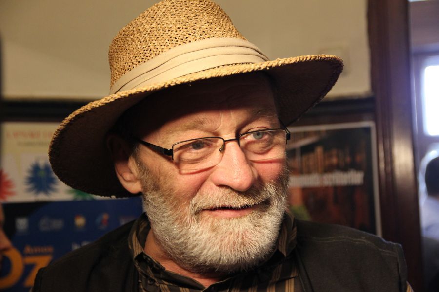 Ion Mureșan este câștigătorul Premiului Național de Poezie „Mihai Eminescu” pentru Opera Omnia