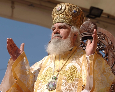 Trei ani de la trecerea la cele veșnice a Mitropolitului Bartolomeu Anania Trei ani de la trecerea la cele veșnice a Mitropolitului Bartolomeu Anania