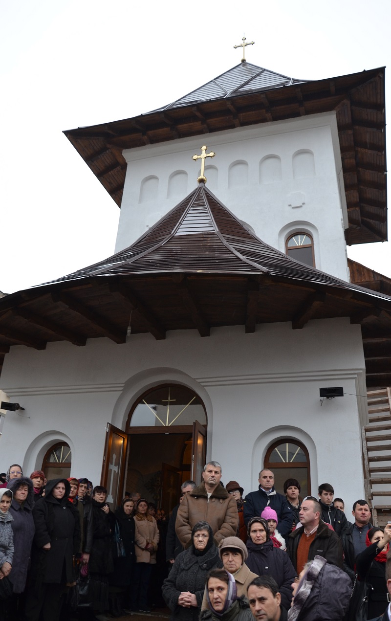 „Odată cu venirea Înaltpreasfinţitului, biserica noastră a devenit Catedrală mitropolitană“