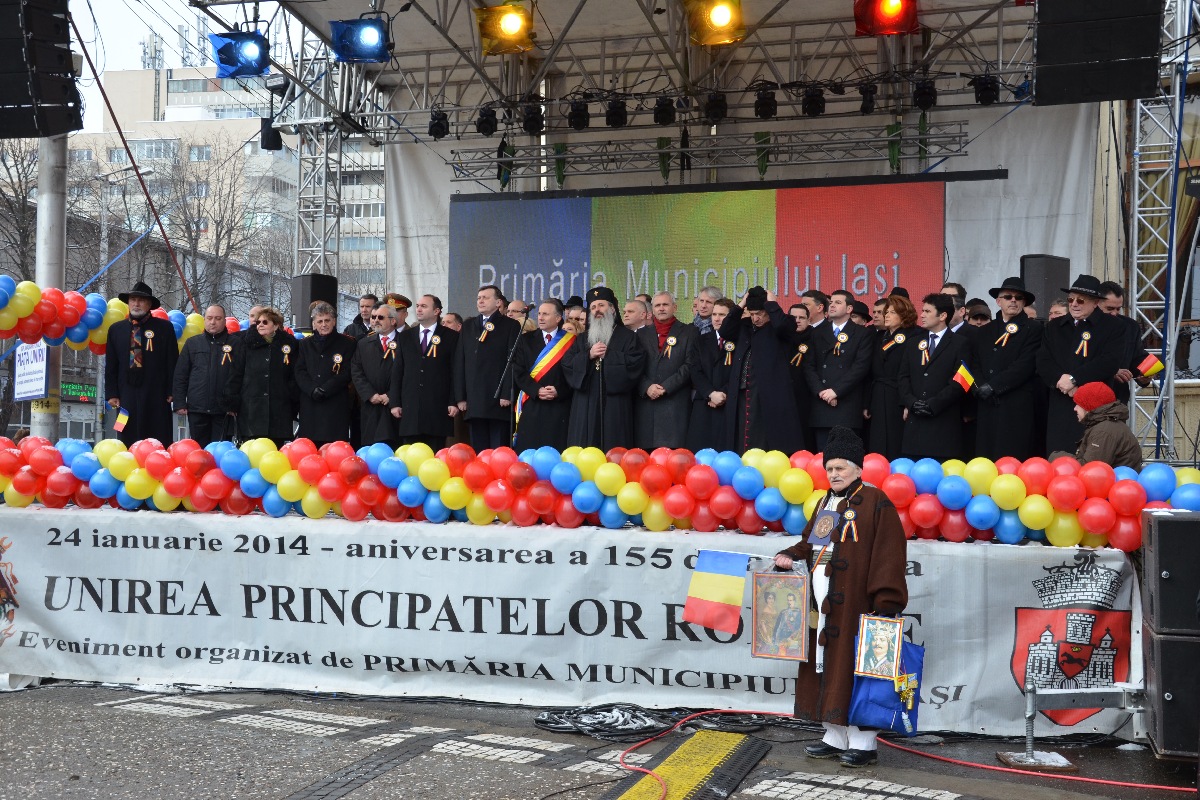 IPS Teofan: „Dumnezeu și familia sunt adevărurile  fundamentale ce ajută o națiune să ființeze și să viețuiască”