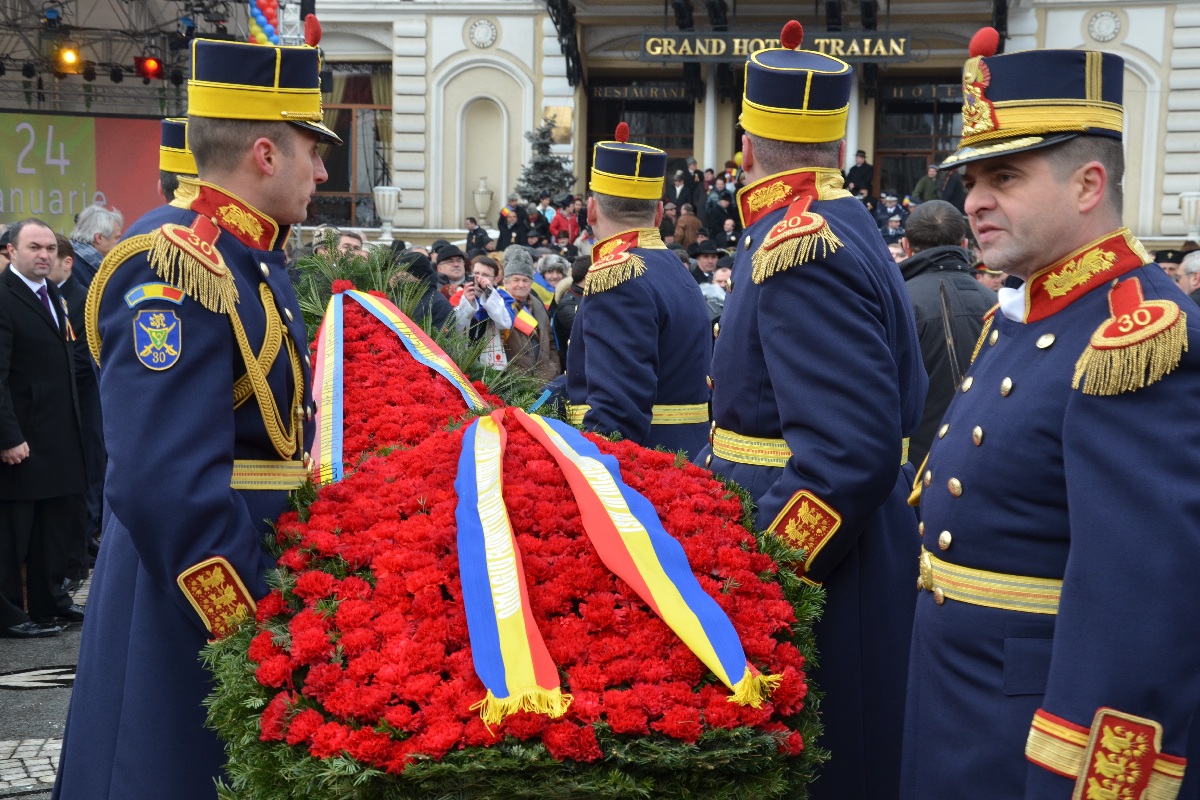 IPS Teofan: „Dumnezeu și familia sunt adevărurile  fundamentale ce ajută o națiune să ființeze și să viețuiască”