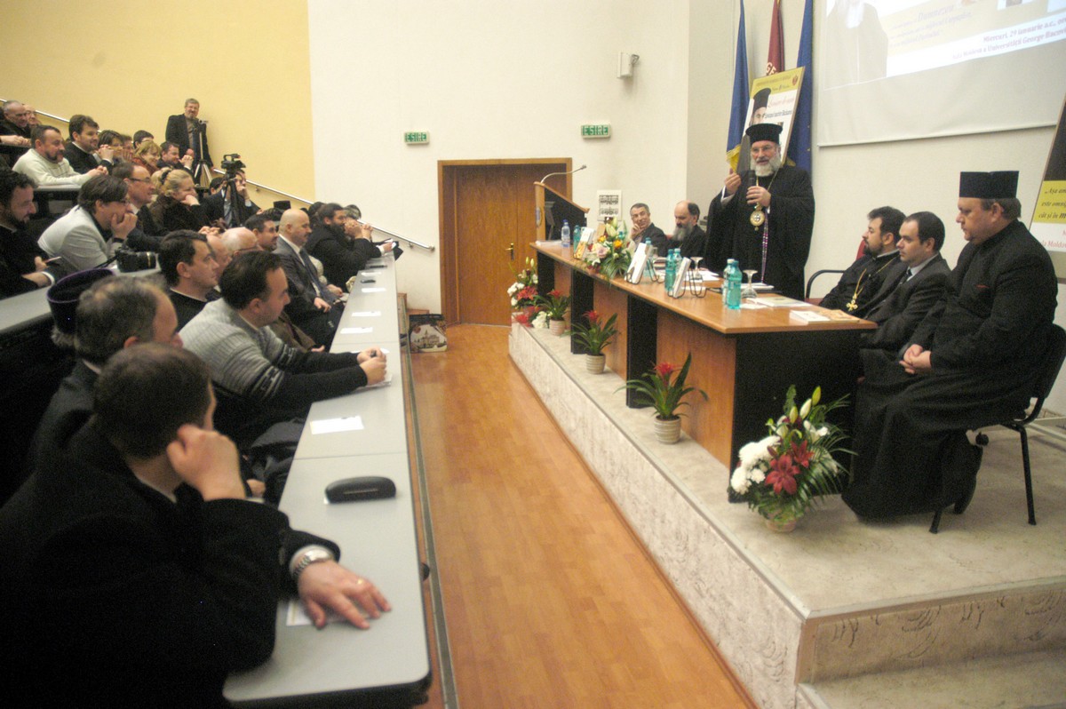 Eveniment cultural la Universitatea „George Bacovia” din Bacău