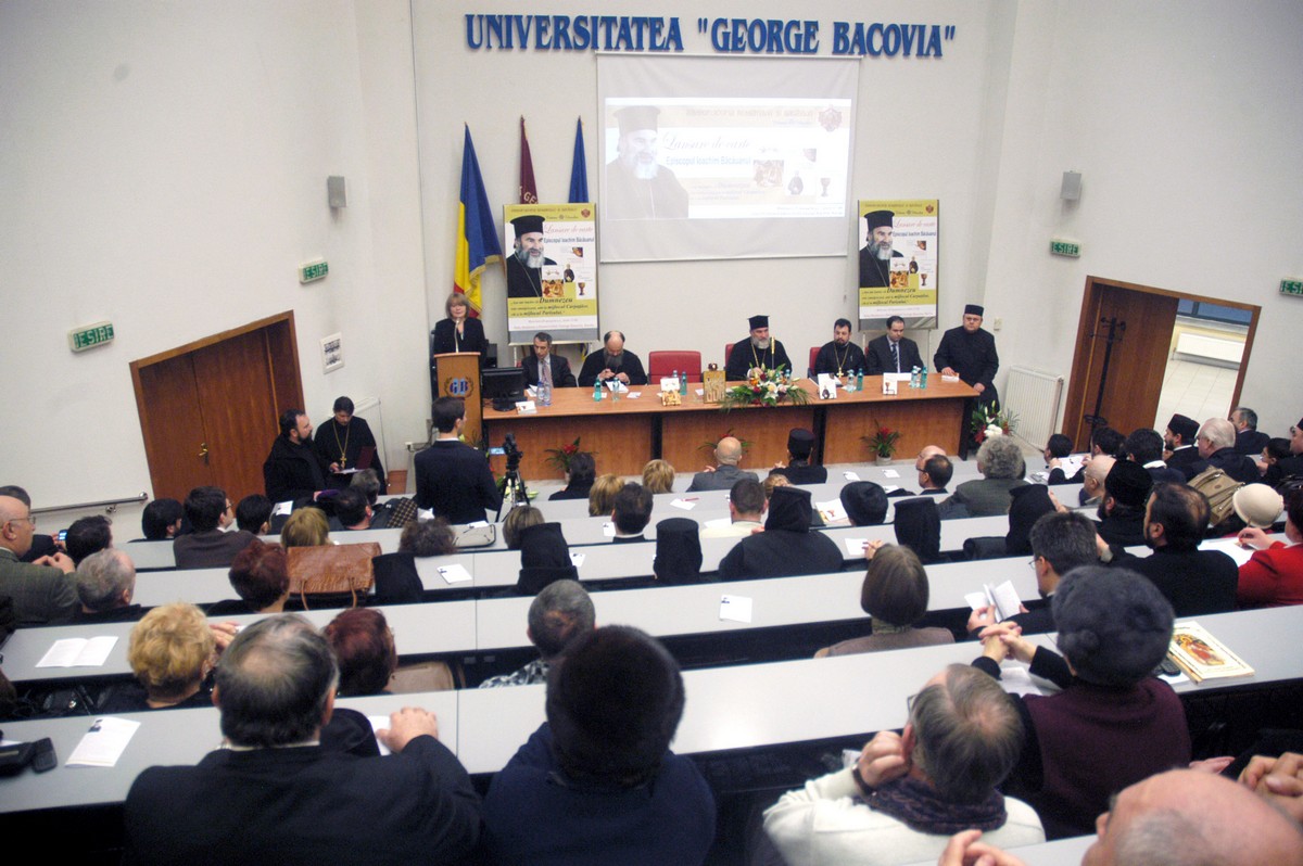 Eveniment cultural la Universitatea „George Bacovia” din Bacău