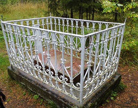 Mormântul Sfântului Cuvios Antipa de la Calapodești